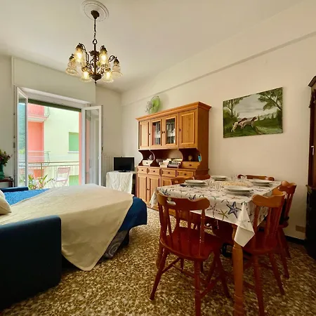 Finalborgo Two Room Flat With Terrace And Free Parking Finale Ligure Exterior photo