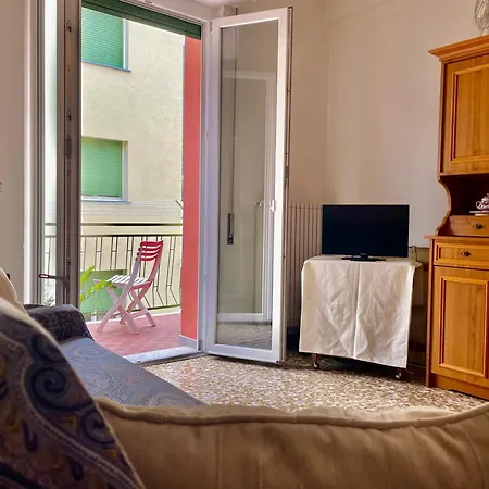 Finalborgo Two Room Flat With Terrace And Free Parking Finale Ligure Exterior photo